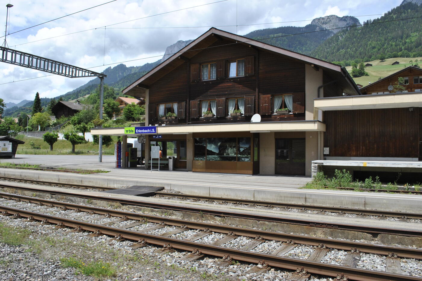 Bahnhof Erlenbach i. S.