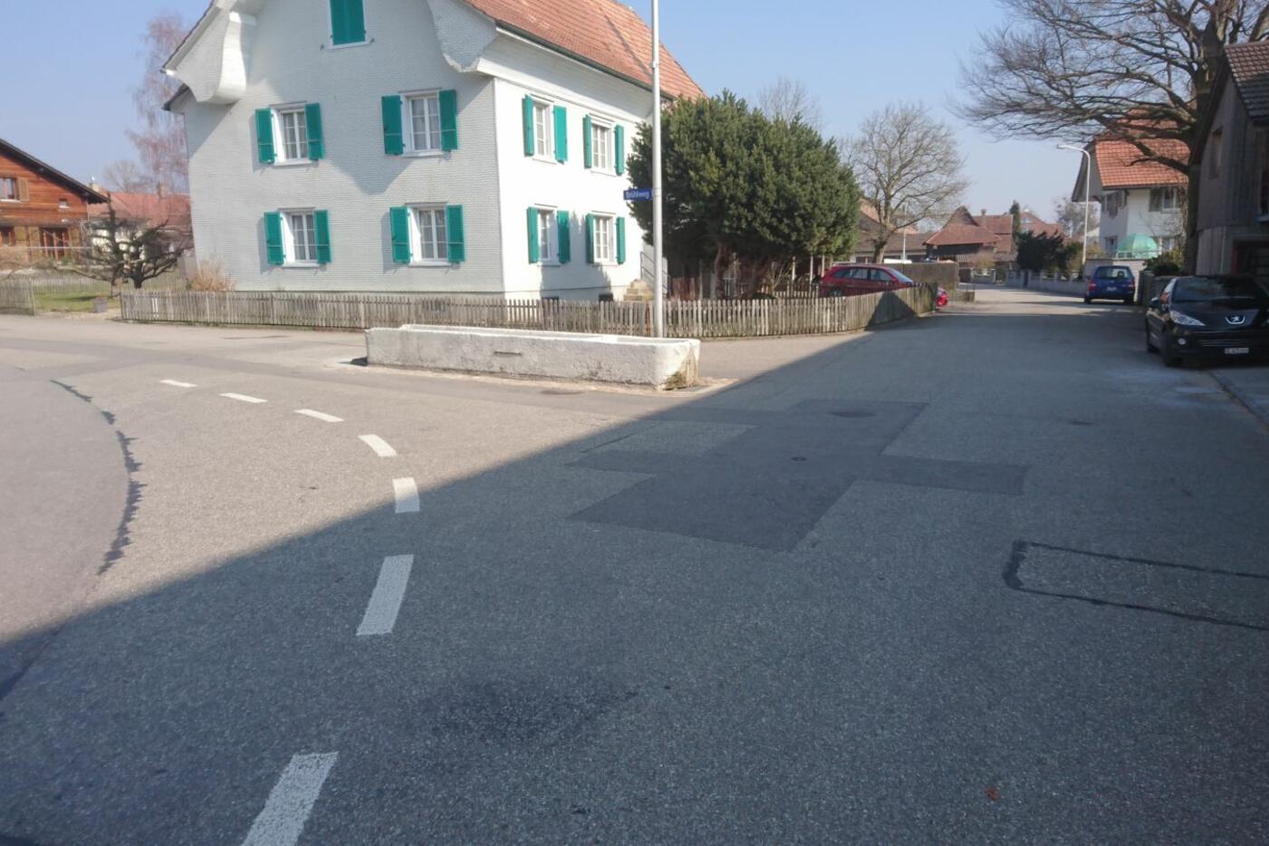 Knoten Brühlweg/Buchsernweg vor der Sanierung